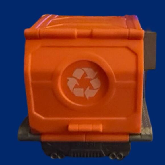 Jazwares Blippi Talking Recycling Garbage Recycle Vehicle Figure & Trash Can - Picture 3 of 6